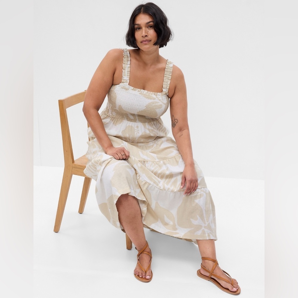 NWT! Gap Linen-Blend Tiered Maxi Dress - Size Large 🩰